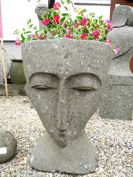 Product image 1 of the product “Abstract head hollowed out for plant, 80 cm height natural stone (Basanit), ”