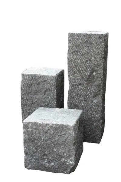 Product image 1 of the product “plinth ca 100cm high, basanite - natural stone ”