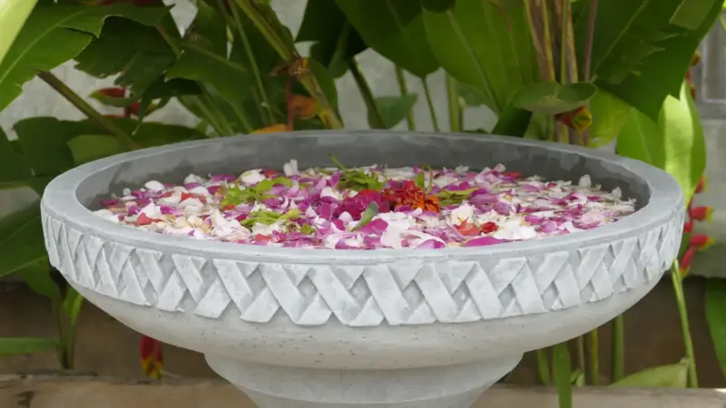 Product image 1 of the product “Semarang - Bowl with geometrical motif, Ø 50 cm | cast stone ”