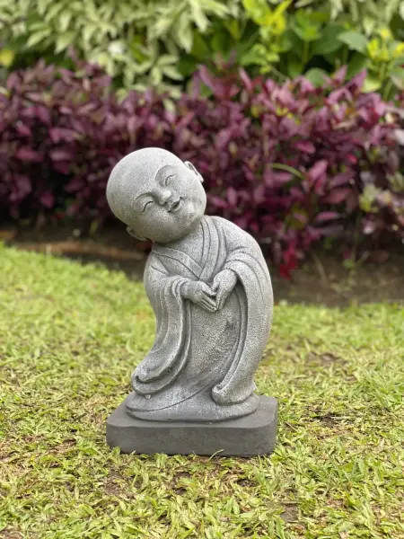 Product image 1 of the product “Ling - Monk, standing, bent sideways, 34 cm H | cast stone ”