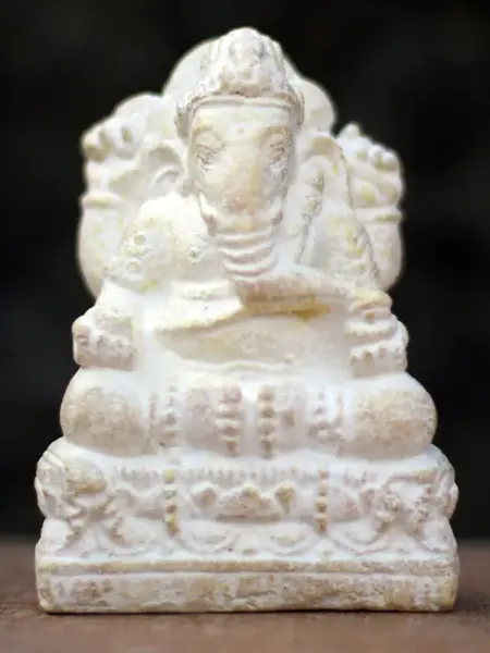 Product image 1 of the product “Seated Ganesha, 15 cm, andesite cast ”