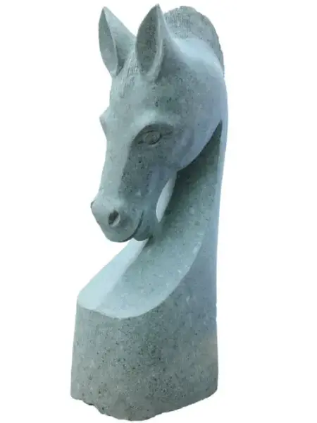 Product image of the product “Horses head about 100cm high ”