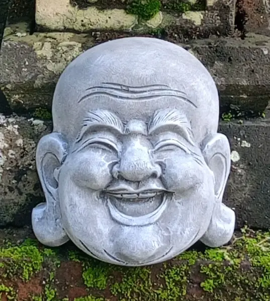 Product image of the product “Mian - Small Buddha mask, 16.5cm H | cast stone ”