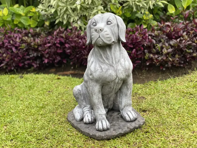 Product image 3 of the product “Henry - Dog, sitting 66cm H | cast stone ”