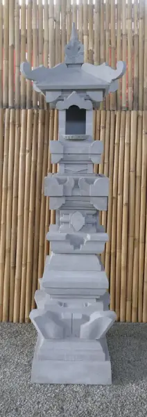 Product image 3 of the product “Balinese Temple, casted with Paras Stone, with open small temple on top, with step at bottom, 190cm. Mulitparted ”