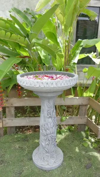 Product image 4 of the product “Semarang - Bowl with geometrical motif, Ø 50 cm | cast stone ”