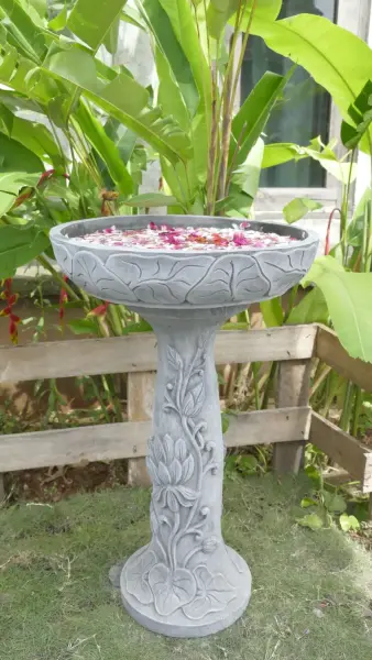 Product image 4 of the product “Makassar - Bowl with lotus motive, Ø 50 cm | cast stone ”