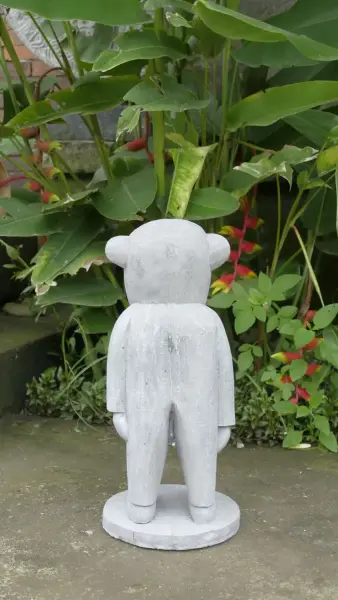 Product image 5 of the product “Amicus - Small abstract, 41,5cm H | cast stone ”