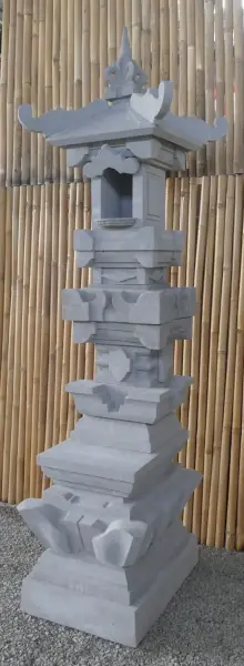 Product image 7 of the product “Balinese Temple, casted with Paras Stone, with open small temple on top, with step at bottom, 190cm. Mulitparted ”
