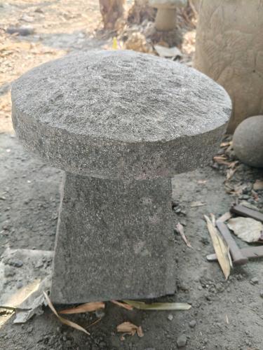 Product image of the product “Saddle Stone, 40 cm Height, 30 cm Dia, Basanite Natural Stone ”