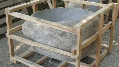 Product image of the product “Basin from Riverstone, Natural surface, polished inside. Length 80 cm, Width 75 cm, Height 51 cm, Depth 39 cm. ”