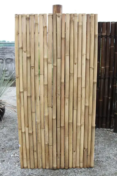 Product image 2 of the product “Bamboo  element Model Surabaya, rigid, yellow-brown (Apus). Diameter 3-5cm 90 x 180 cm Height. ”