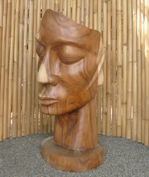 Product image of the product “Mask female by original made of suar wood, 120cm height ”