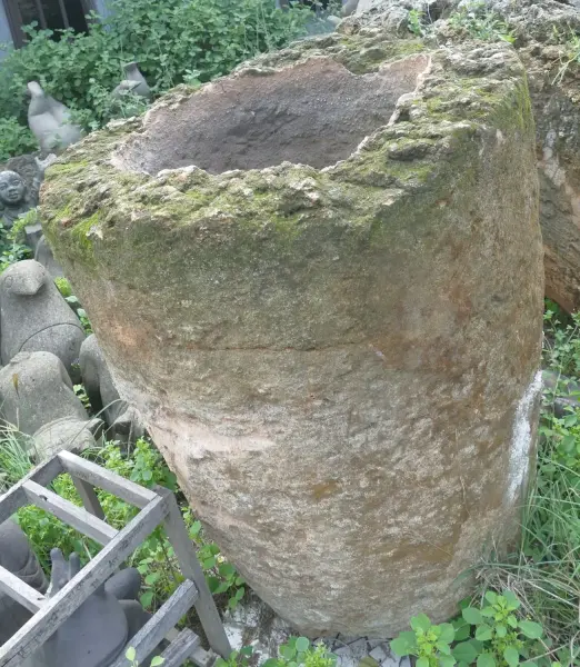 Product image of the product “The Iceland Pot is made of limestone, it comes from coast of Indonesia. It is about 120cm height and 83cm depth. ”