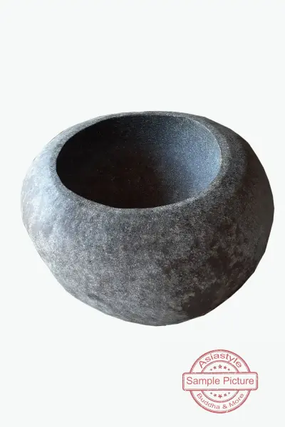Product image of the product “Pot for water, Dia approx 76-80. Height 51-55. Outside polished ”