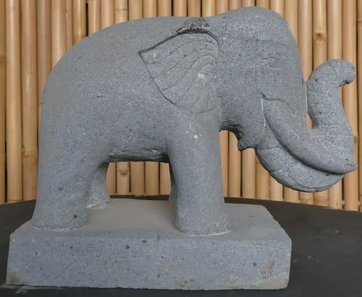 Product image 3 of the product “Standing elephant made of Riverstone about 45cm length ”