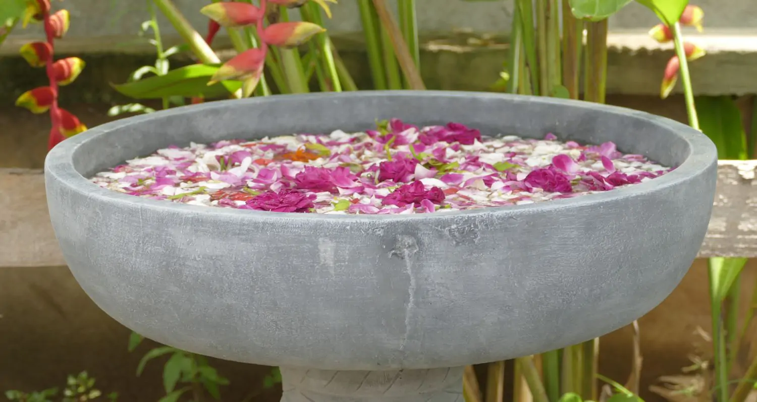  Product image 1 of the product “Palembang - Bowl, plain, Ø 50 cm | cast stone ”