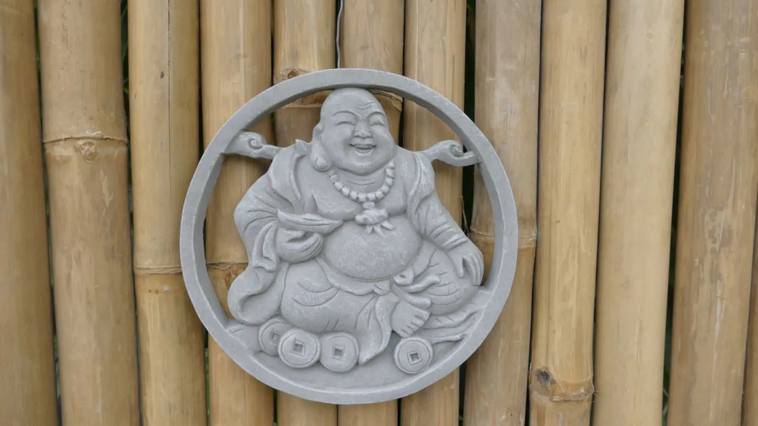  Product image 1 of the product “Chung - Plaque - Chinese Buddha seated, Ø 25cm | cast stone ”