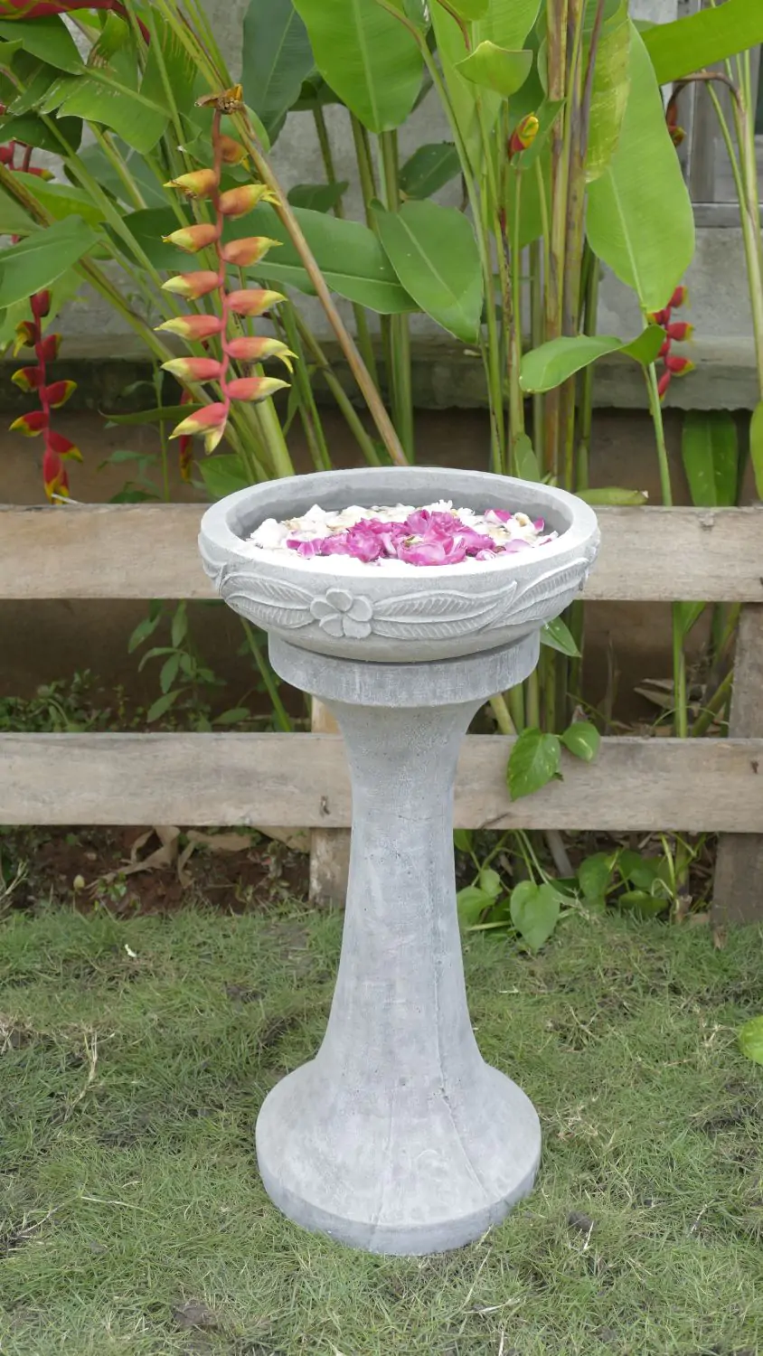  Product image 5 of the product “Jakarta - Bowl with flower motiv, frangipani, Ø 30 cm | cast stone ”