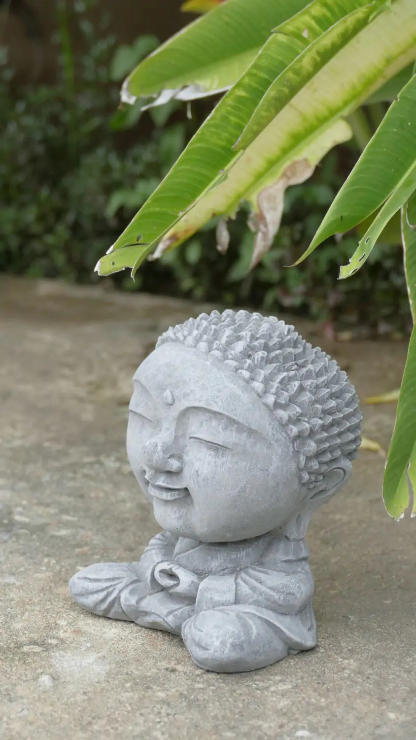  Product image 5 of the product “Nima - Sitting monk with big head, 15 cm H | cast stone ”