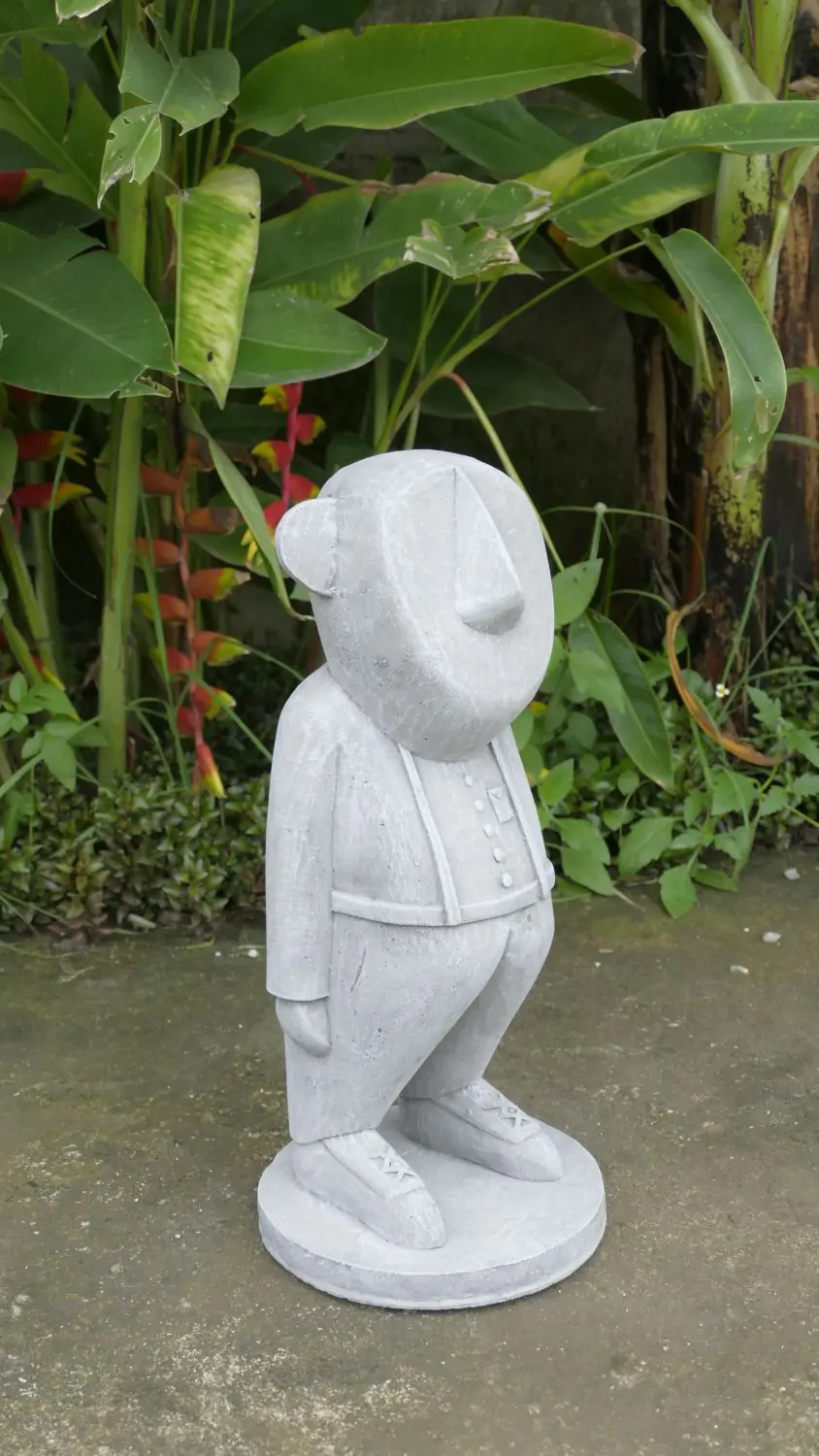  Product image 6 of the product “Amicus - Small abstract, 41,5cm H | cast stone ”