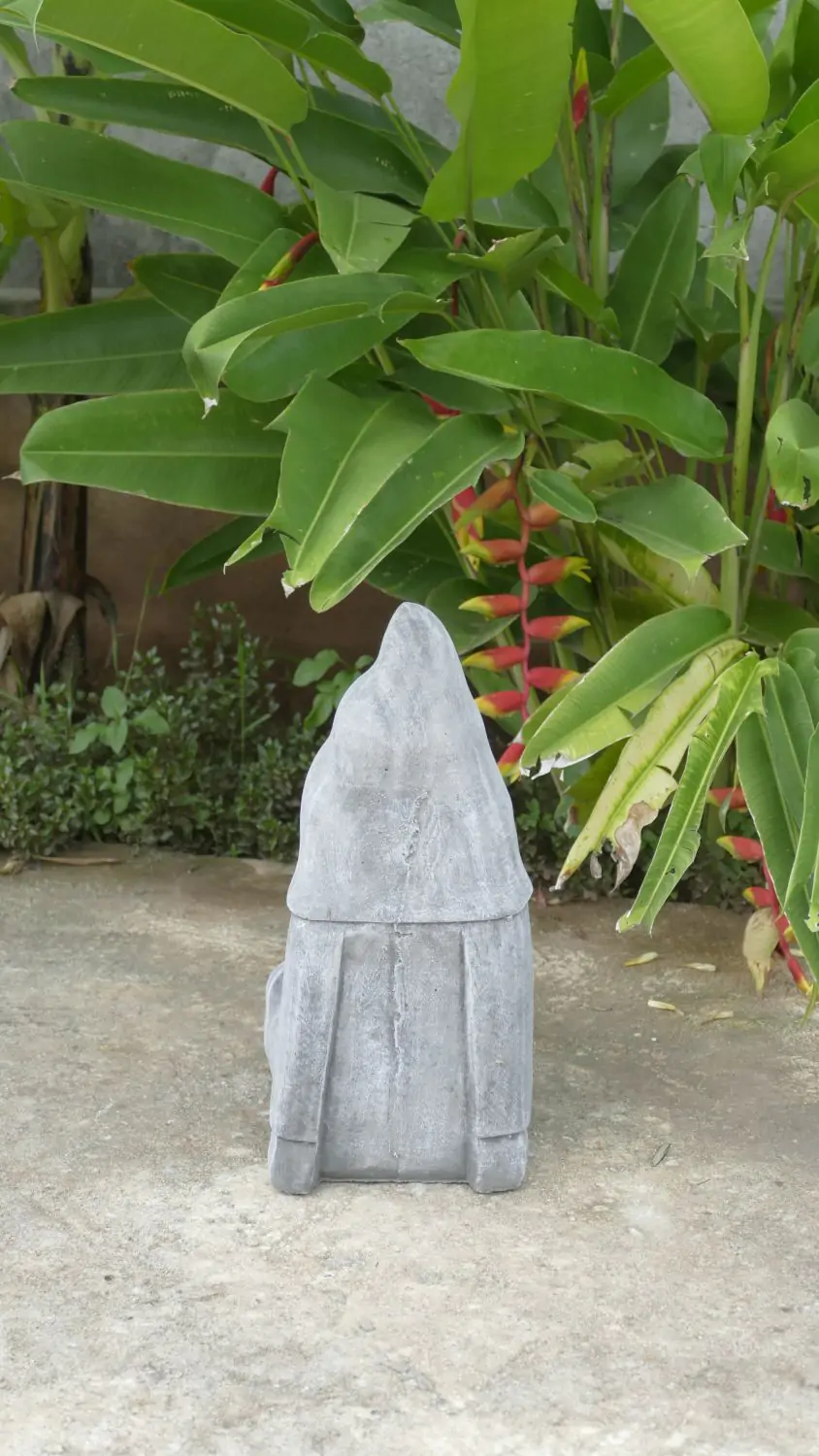  Product image 6 of the product “Klaus - Sitting Wizard, 41cm H | cast stone ”