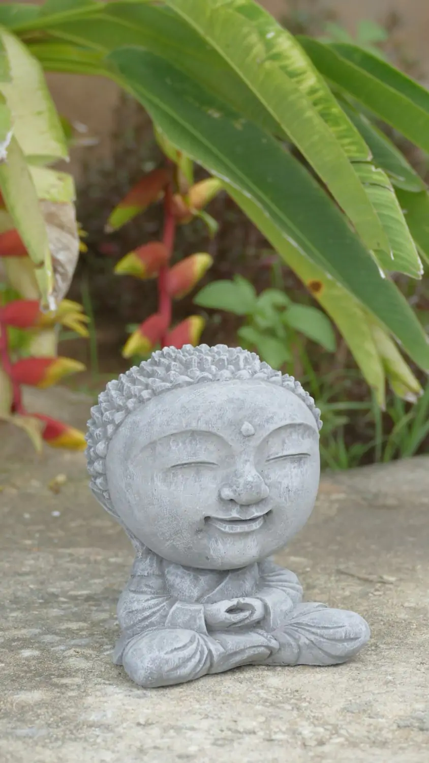  Product image 7 of the product “Nima - Sitting monk with big head, 15 cm H | cast stone ”